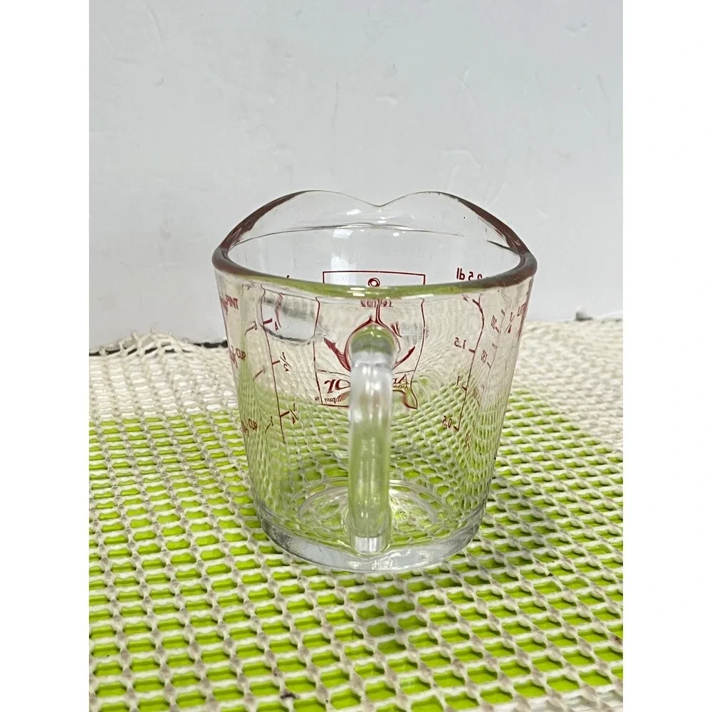 Vintage‎ Anchor Hocking Glass Measuring Cup 1 Cup 8 oz Red Lettering Open Handle